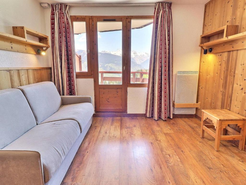 Posedenie v ubytovaní Appartement La Tania - 2 Pièces, 31m², 4 Pers, Balcon, Pieds des pistes - FR-1-182A-28