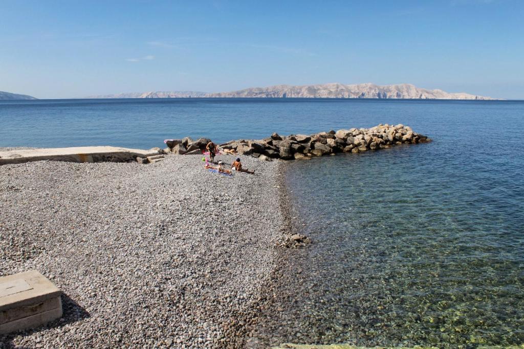 Fotografie z fotogalerie ubytování Apartments with a parking space Covici, Velebit - 14302 v destinaci Otočac