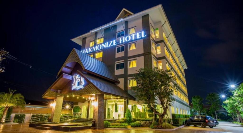 Harmonize Hotel Chiang Mai - Resim 1