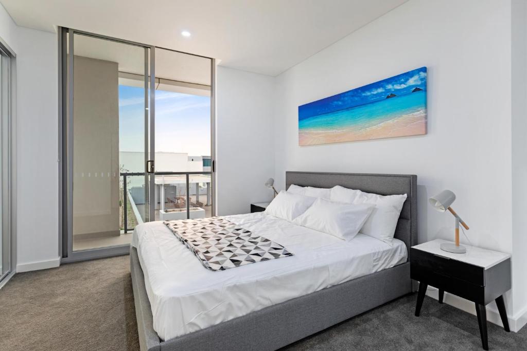 KULA Sydney Airport - 