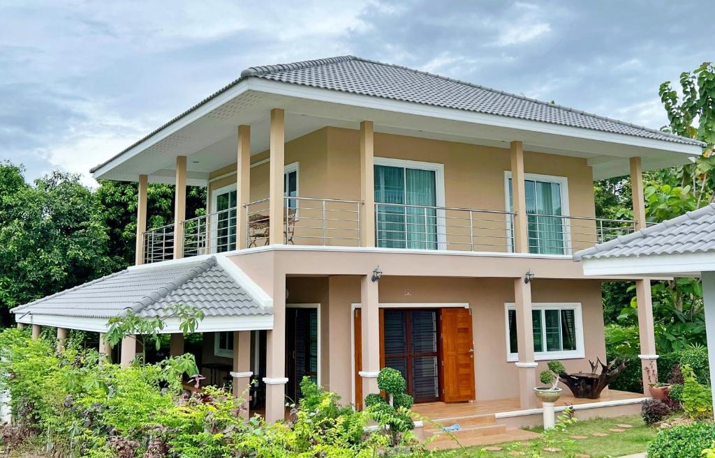 New home family rayong baanediiyw sraangaihm aiklchaayhaad tawemuue ngray ng - Housity