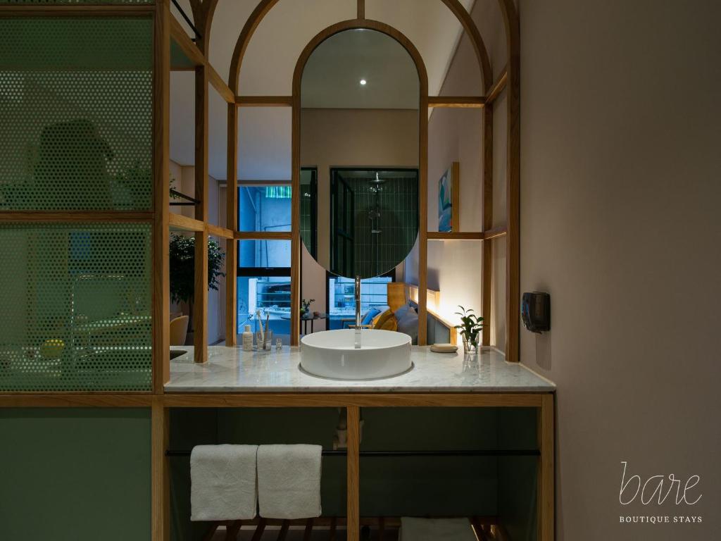 Phòng tắm tại Bare Han - Bare Boutique Stays