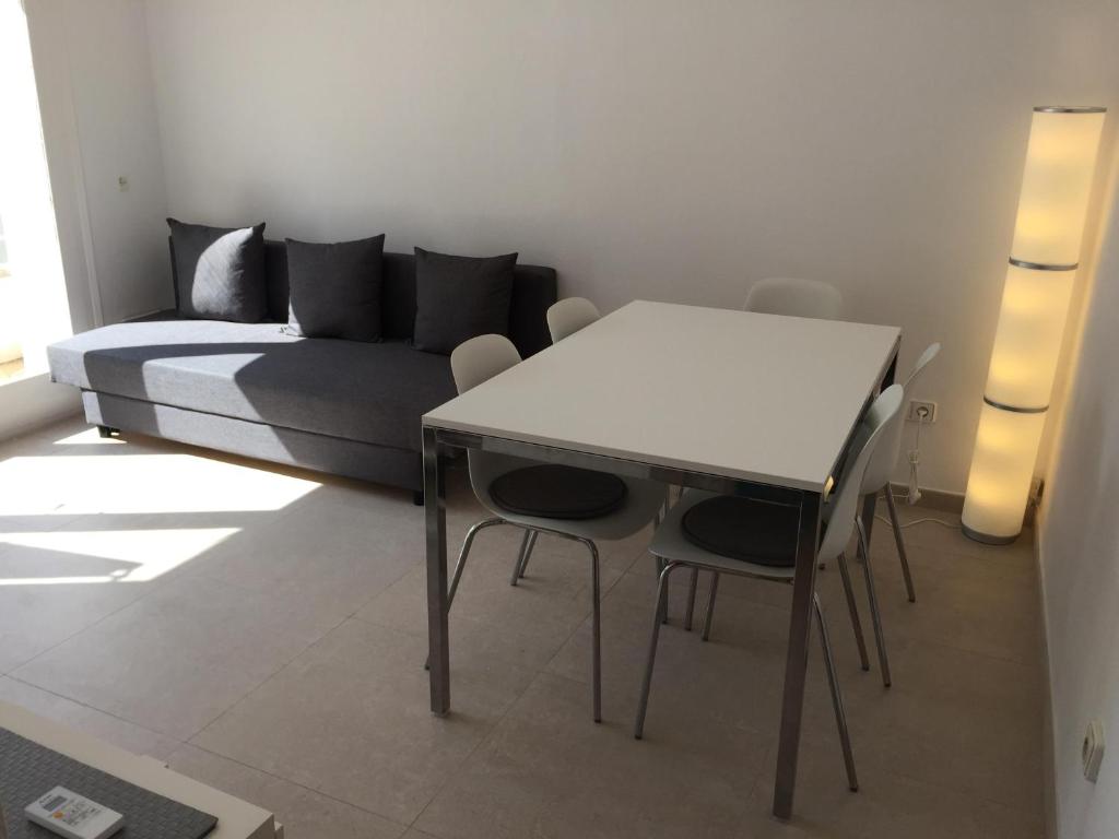 Posezení v ubytování Apartamento céntrico con 2 habitaciones y Wi-Fi