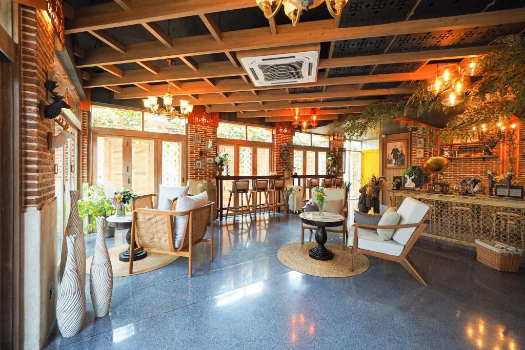 Sanae' Oldtown Hotel - Resim 20