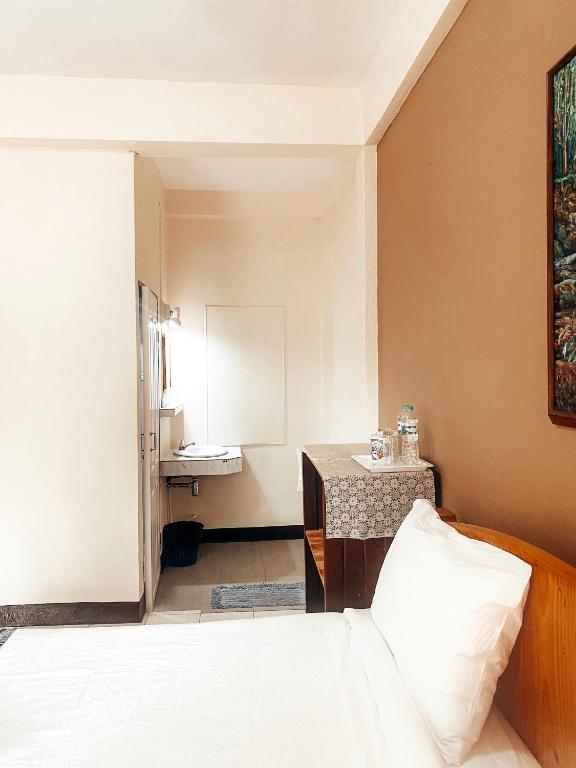 The Shire Guesthouse - Resim 24