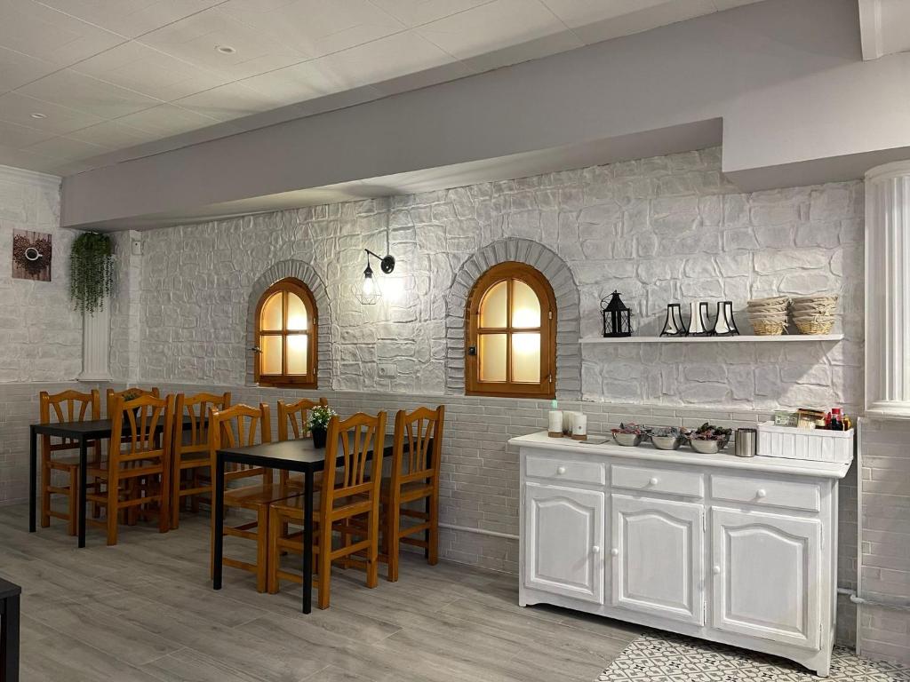 Kuchyň nebo kuchyňský kout v ubytování Hostal Restaurante Avenida de Madrid