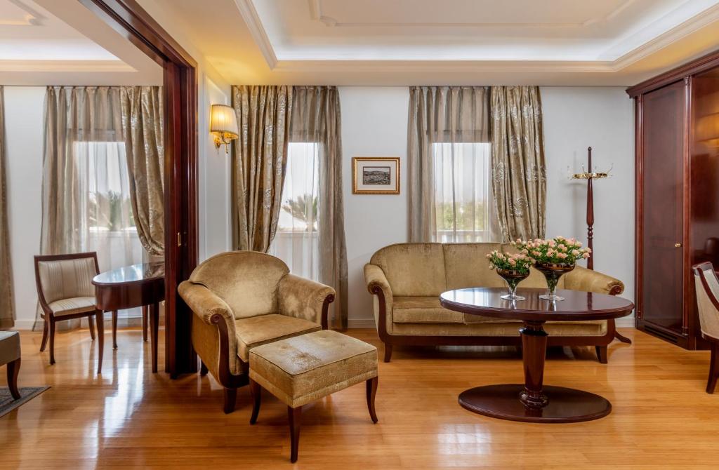 Posezení v ubytování Hotel President Solin