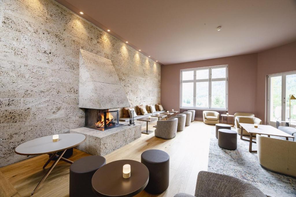 Posezení v ubytování Hotel Saratz Pontresina Mountain Resort & Spa