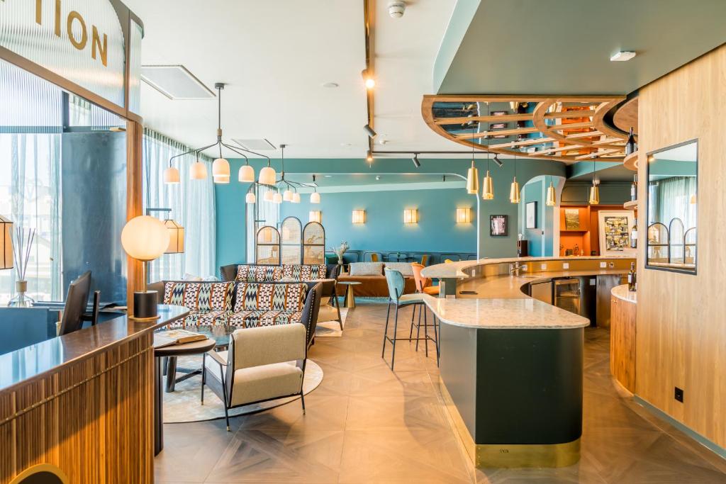 Posezení v ubytování Hotel D Bulle - La Gruyère