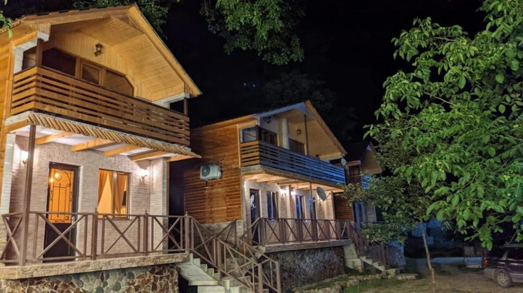 Budova, kde se vila nachází