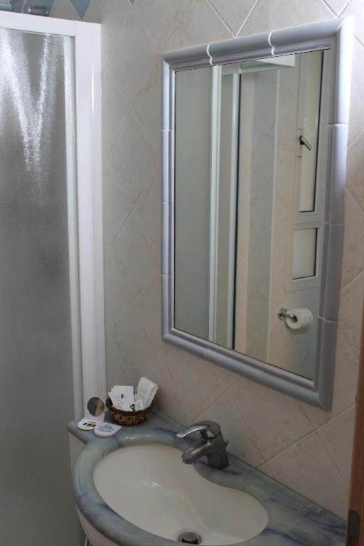 Koupelna v ubytování Hotel Esperia
