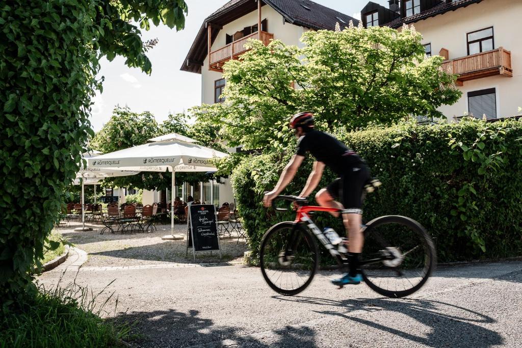 Jízda na kole v ubytování Hotel Vötterl nebo okolí