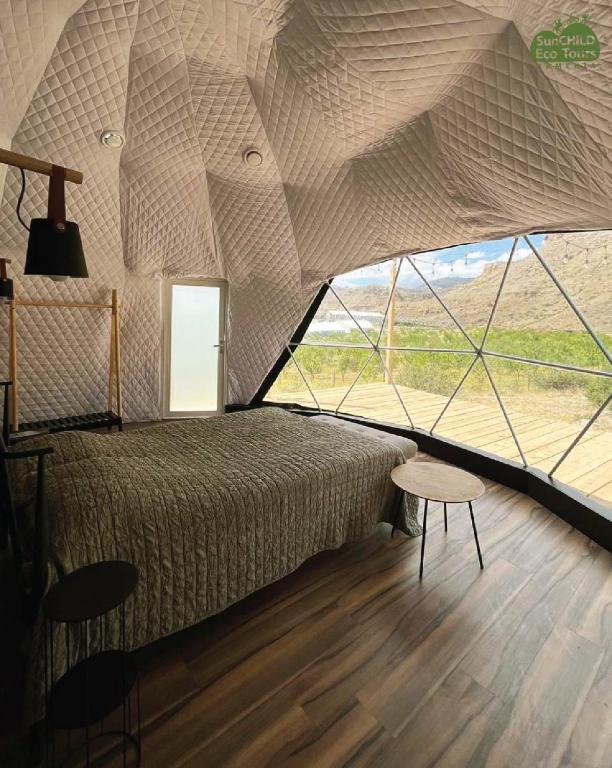 Postel nebo postele na pokoji v ubytování Eco Dom Tent