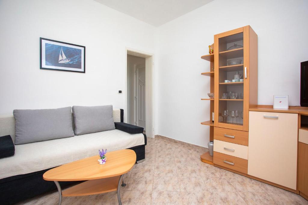Posedenie v ubytovaní Apartman Lidija Koromačno