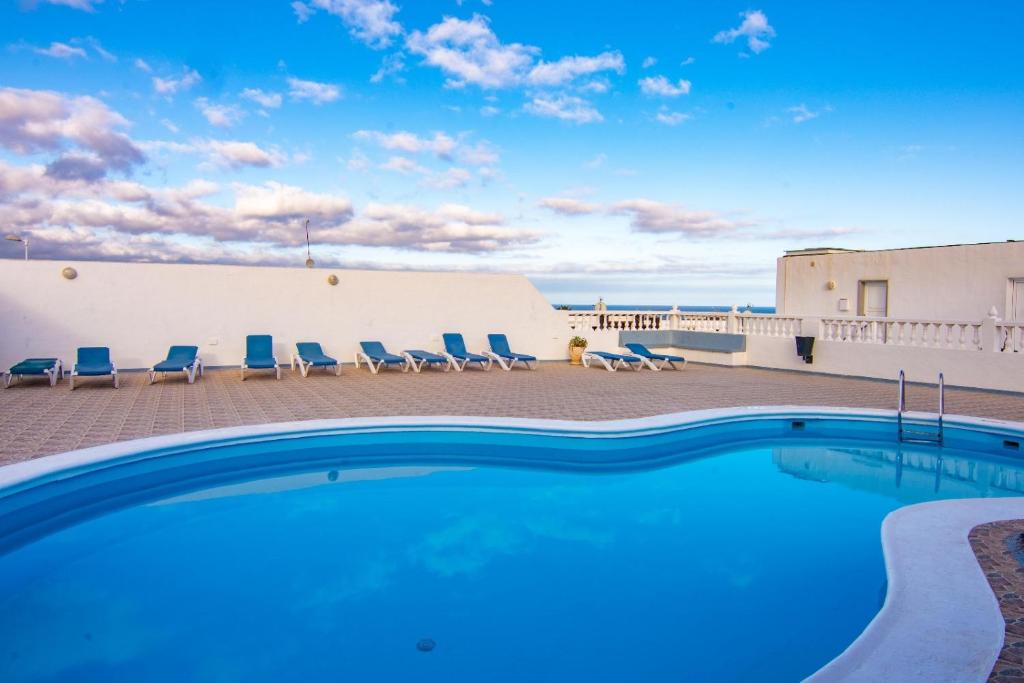 Bazén v ubytování Sea View Colony Club nebo v jeho okolí