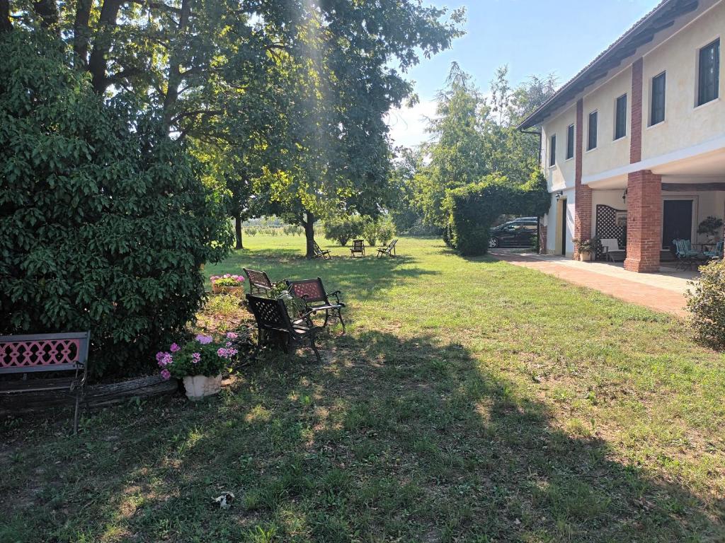 Zahrada ubytování Guest House La Carolina
