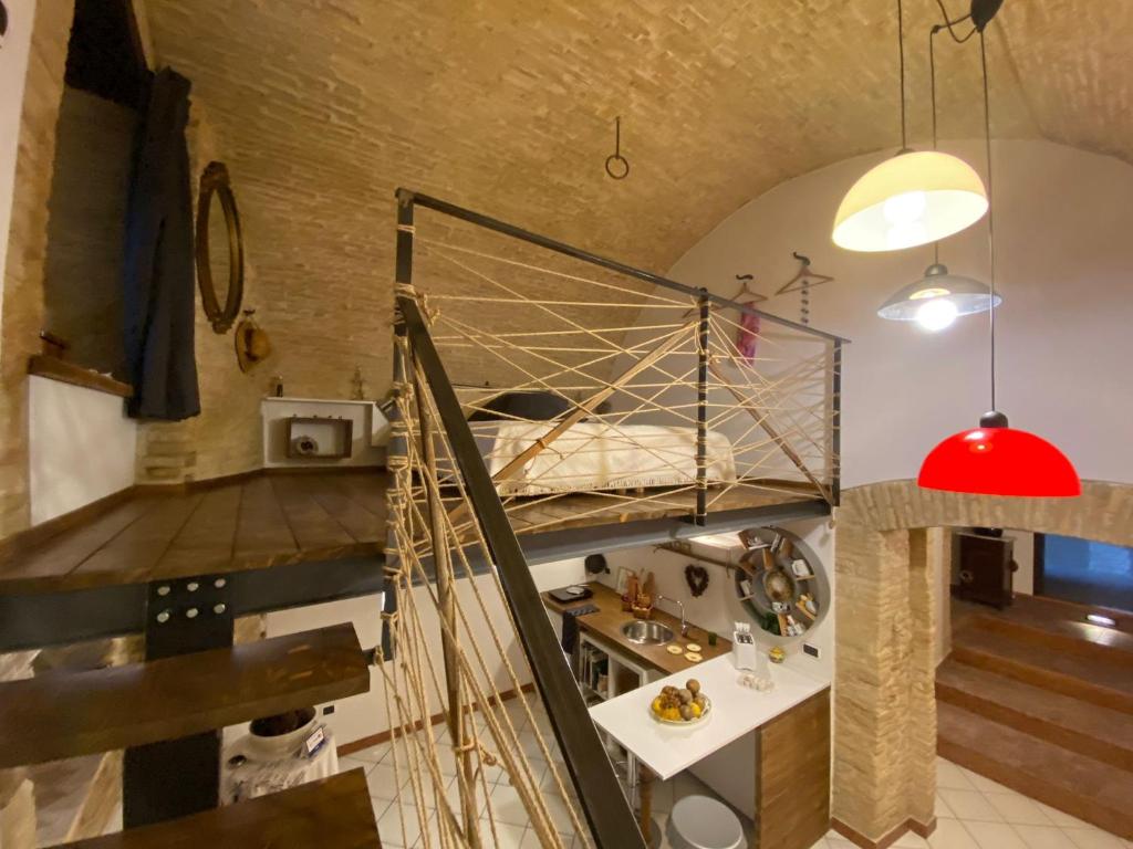 Habitación con litera en un edificio en Le tre scimmiette, en Lanciano