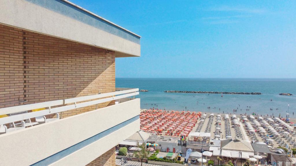 Nespecifikovaný výhled na moře nebo výhled na moře při pohledu z hotelu