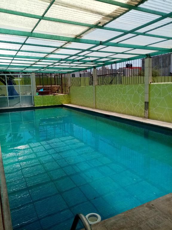 Bazén v ubytování Hotel Cipreses nebo v jeho okolí