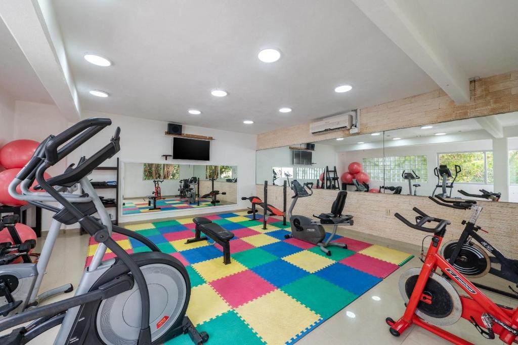 Fitness centrum a/nebo fitness zařízení v ubytování Hotel Dos Playas Faranda Cancún