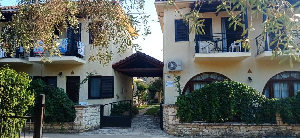 Budova, v ktorej sa apartmánový hotel nachádza