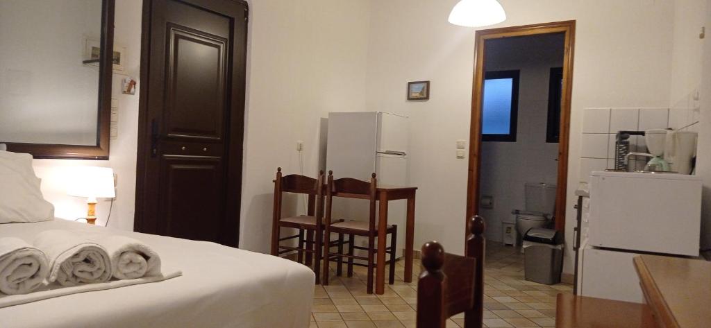 Kuchyňa alebo kuchynka v ubytovaní Raptis Aparthotel Sivota