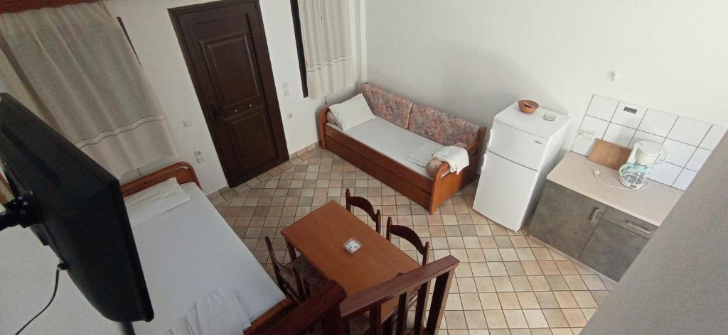 Kuchyňa alebo kuchynka v ubytovaní Raptis Aparthotel Sivota