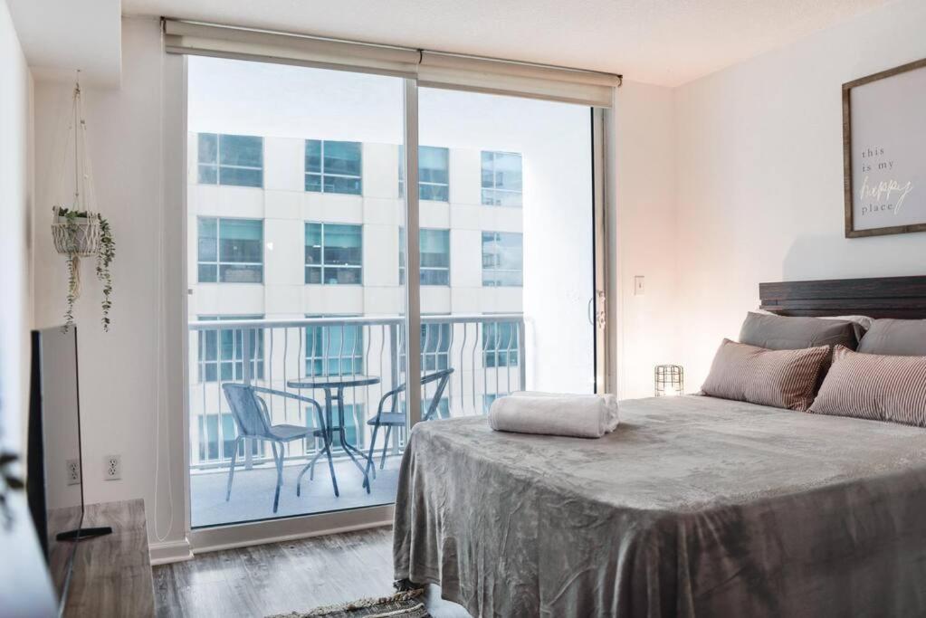 Amazing Studio Apt @BRICKELL With pool & Parking - Appartement D'une Chambre
