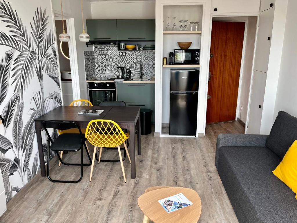 Appt centre de Courseulles - 100m de la plage - One-Bedroom Apartment