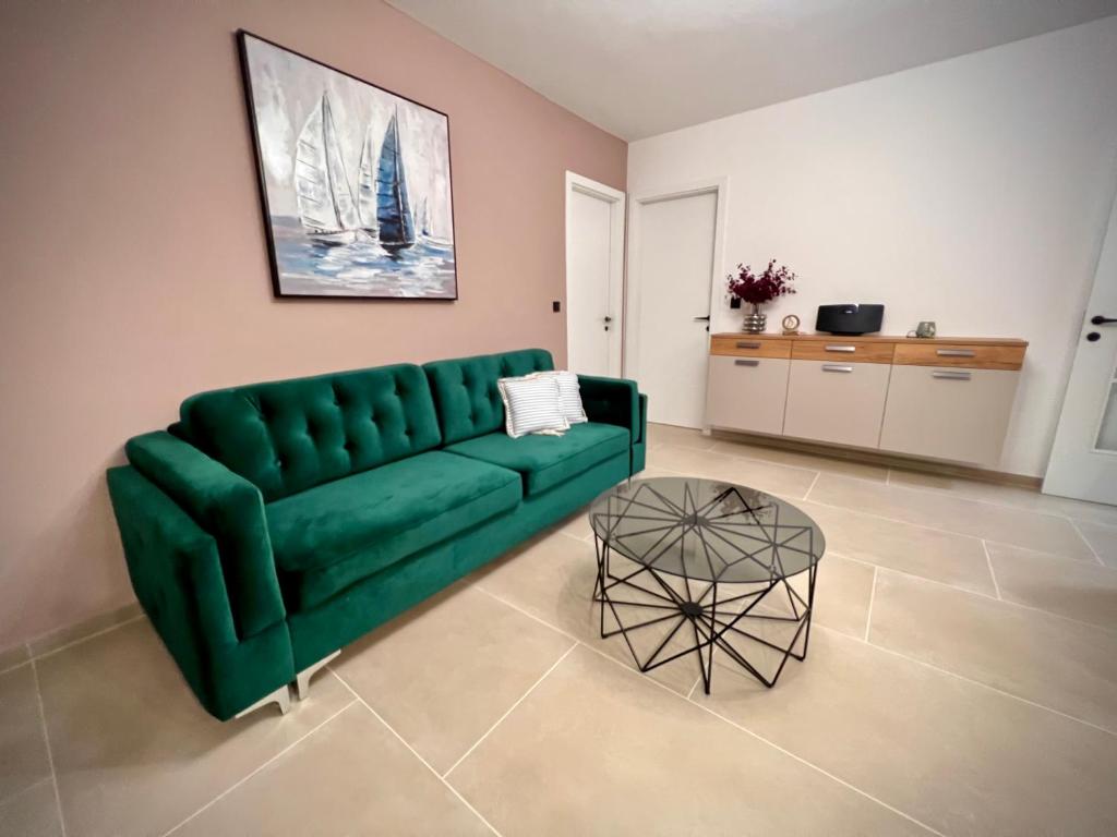 Posezení v ubytování ZADAR Panorama Sea View Apartments