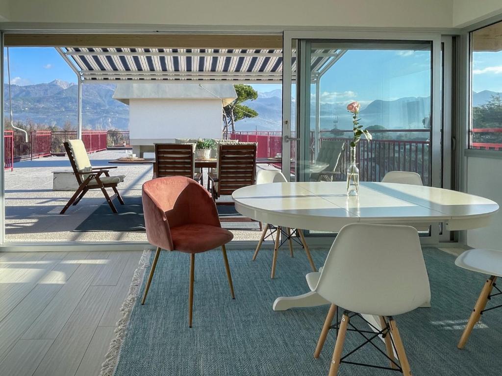 Newly Renovated Penthouse With Amazing Terrace - Forte dei Marmi