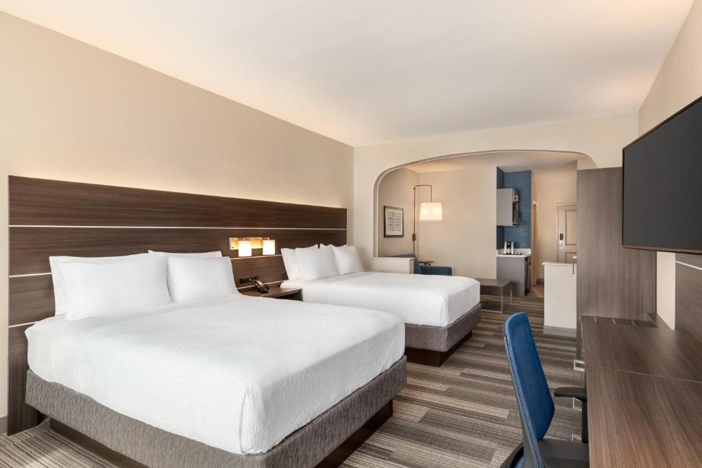 Holiday Inn Express & Suites Denver Airport, an IHG Hotel - 
