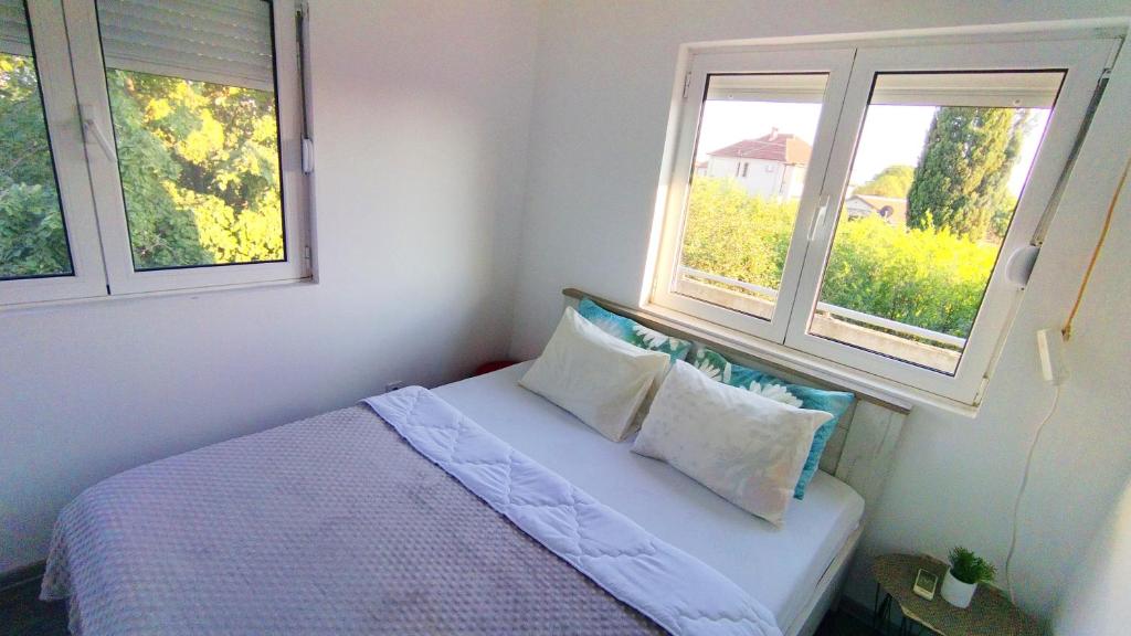 Home Mia Airport - 6