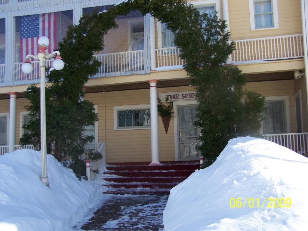 Spencer Hotel & Spa Chautauqua v zimě