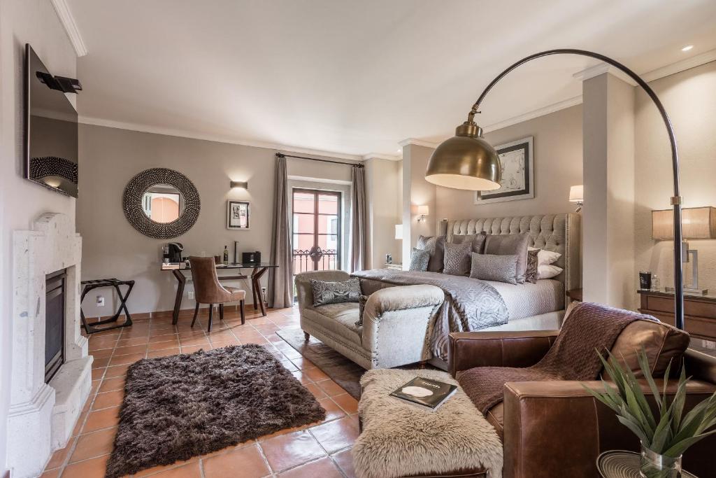 Artesana Luxury Villa