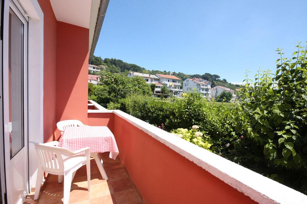Balkón alebo terasa v ubytovaní Apartments with a parking space Kampor, Rab - 4972