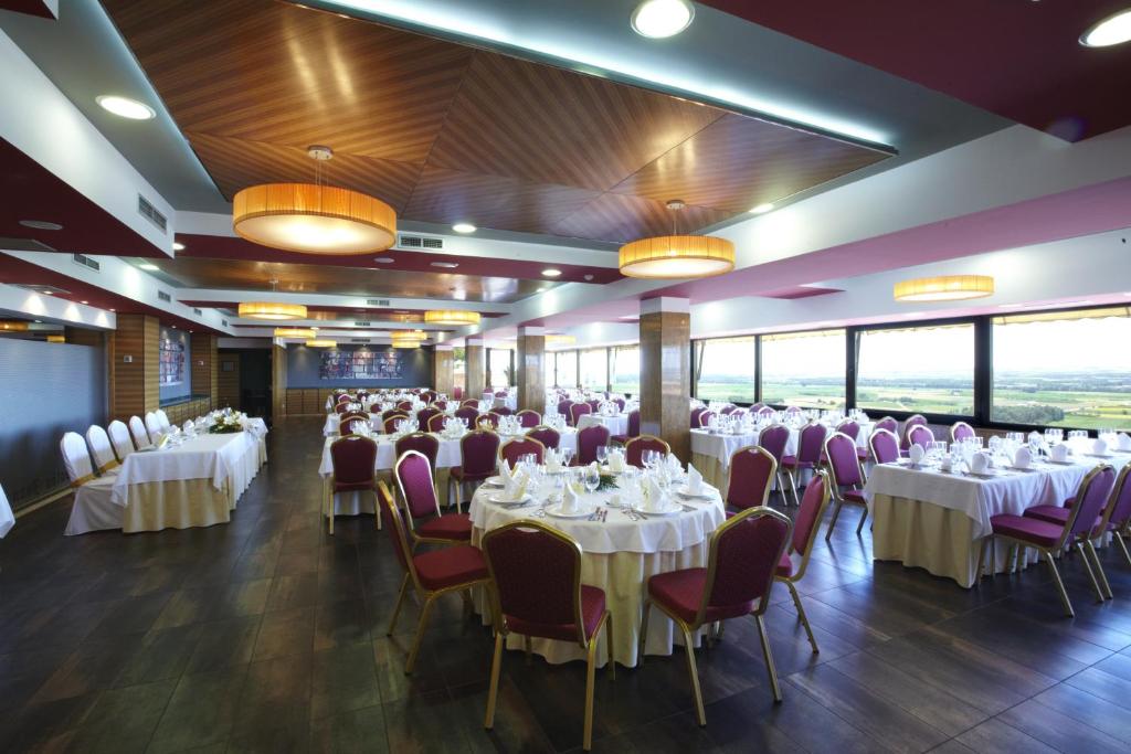 Restaurace v ubytování Hospedium Hotel Juan II