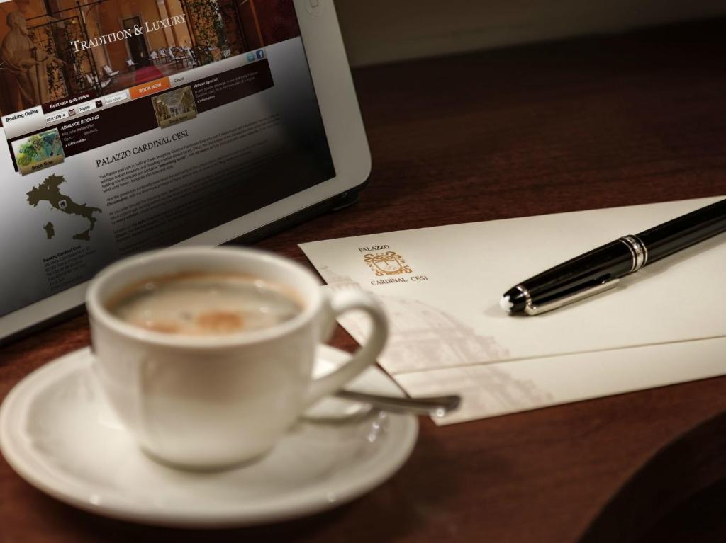 Palazzo Cardinal Cesi - Resim 26