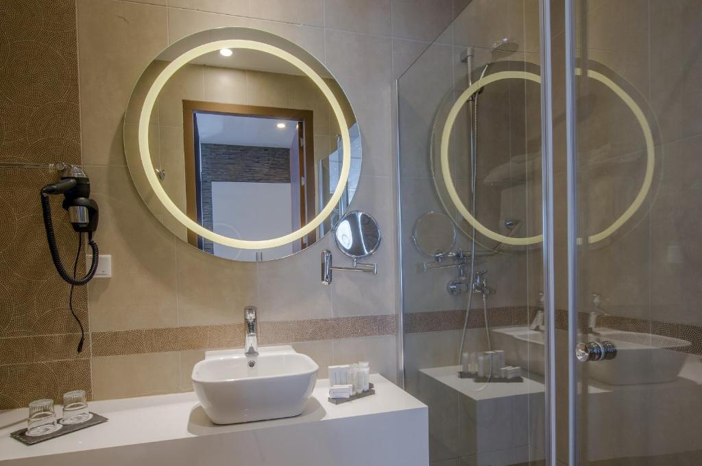 Grand Hotel Downtown - Resim 38