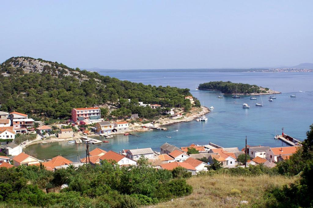 Fotografia z galérie ubytovania Holiday apartments Vrgada, Biograd - 4200 v destinácii Vrgada