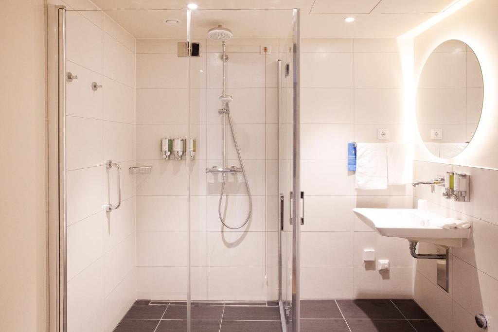 Hampton By Hilton Regensburg - 11