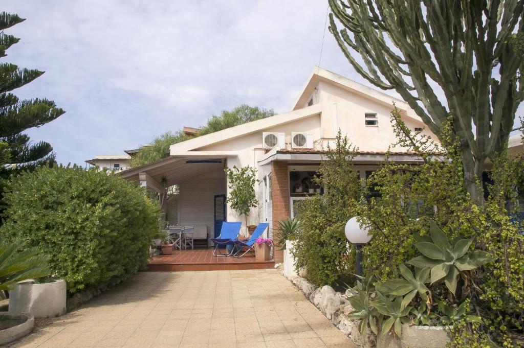 Vonkajšia záhrada v ubytovaní Villa Cetta B&B