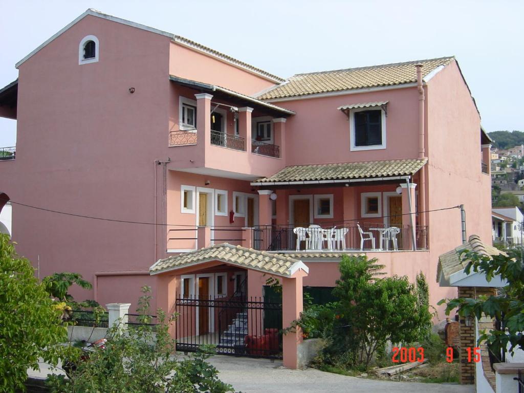 Budova, kde se apartmán nachází