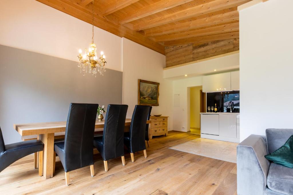 Posezení v ubytování Monte Vita Tirol - Apartments
