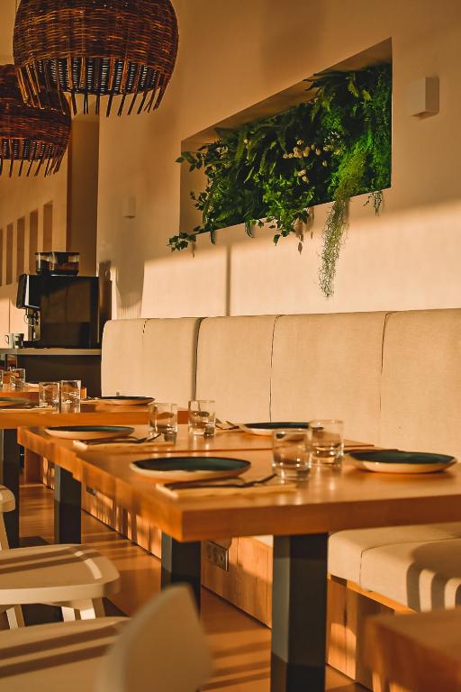 Restaurace v ubytování Golden Tulip Porto-Vecchio