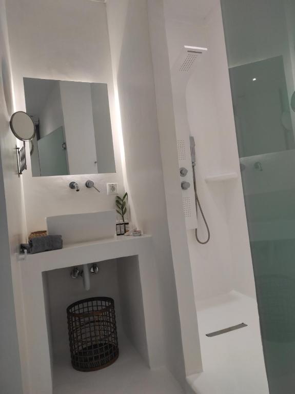 Kúpeľňa v ubytovaní SAO Smallport Naoussa Paros