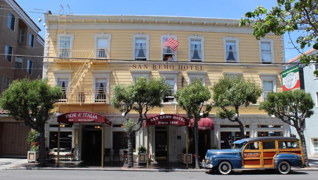 El edificio en el que está el hotel
