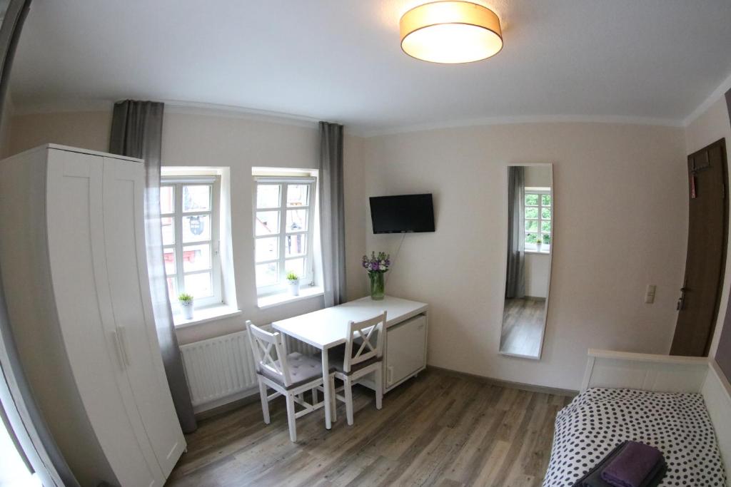 Altstadt Pension Herborn - Camera Doppia Con Bagno In Comune