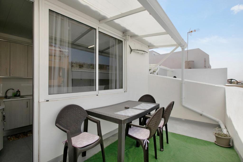 Apartamento La Sirena, Puerto de Santiago, Spain - Booking.com