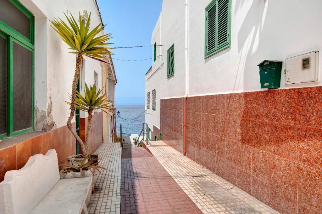 Apartamento La Sirena ll, Puerto de Santiago, Spain - Booking.com